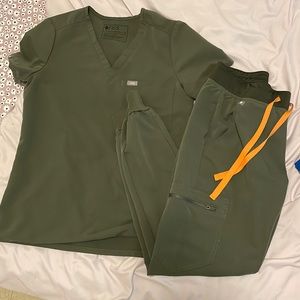 Womens moss figs scrub set